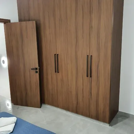 Apartment Melanos Fully Renovated Townhouse With Private Pool