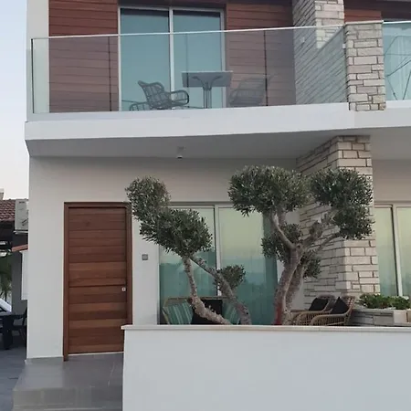 Apartment Melanos Fully Renovated Townhouse With Private Pool Paphos