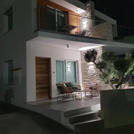 Apartment Melanos Fully Renovated Townhouse With Private Pool Paphos